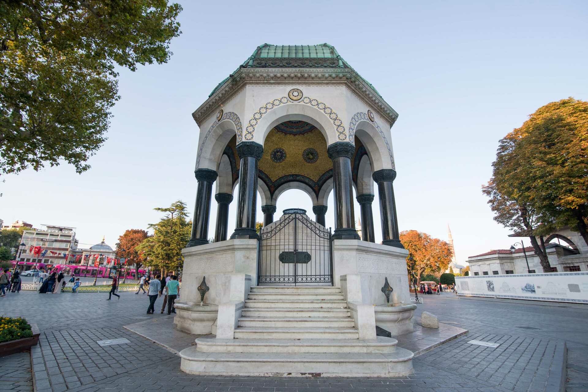 Almancesmesi gezenkediler.com kapak